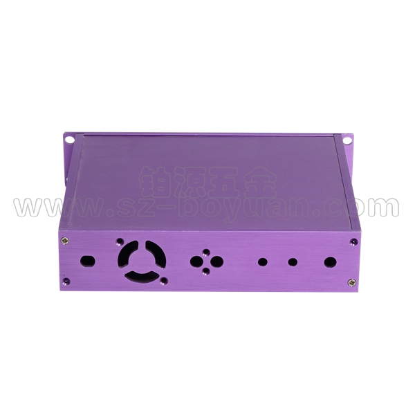 鋁機箱散熱孔位越多？散熱效果就越好嗎？